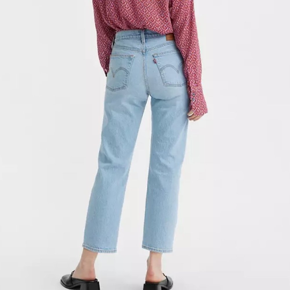 Levi's® Premium WEDGIE STRAIGHT FIT WOMEN'S JEANS (Size: 28)